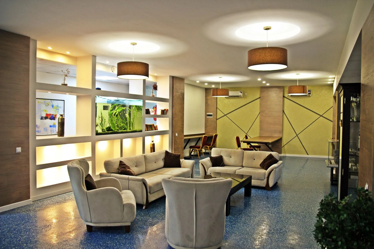 Отель Mardi Plaza