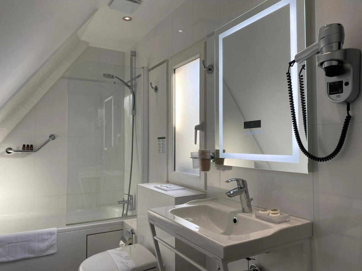 Austin's Saint Lazare Hotel