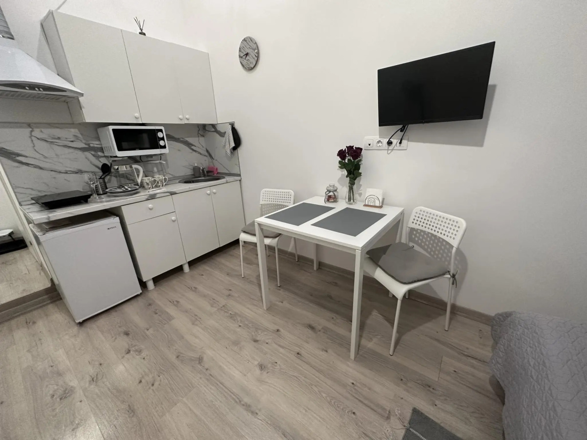 Сеть гостевых квартир на улице Ситникова 6