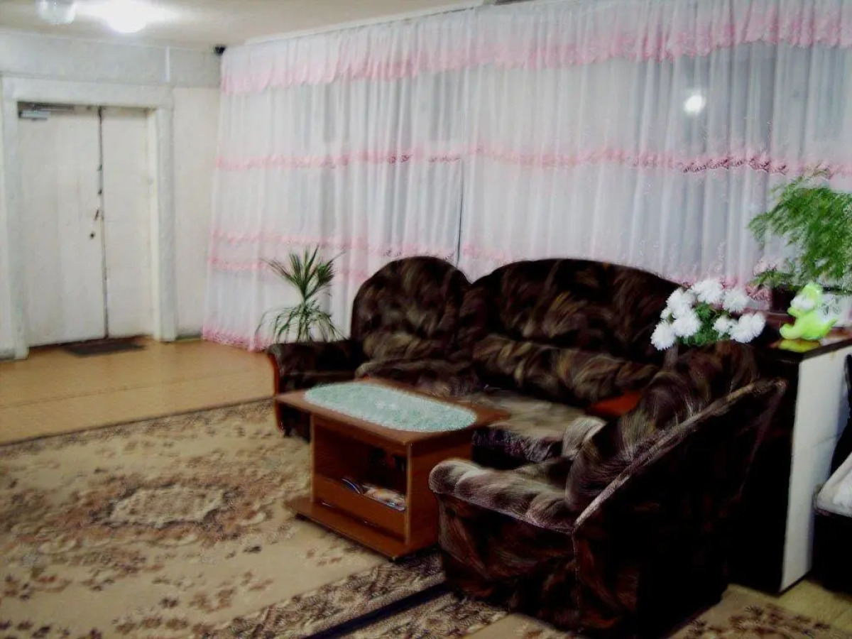 Меблированные комнаты А-Вест