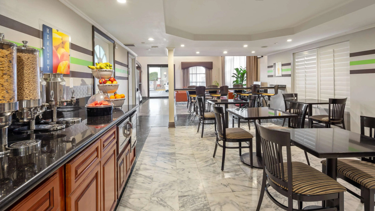 Best Western Pasadena Royale Inn & Suites