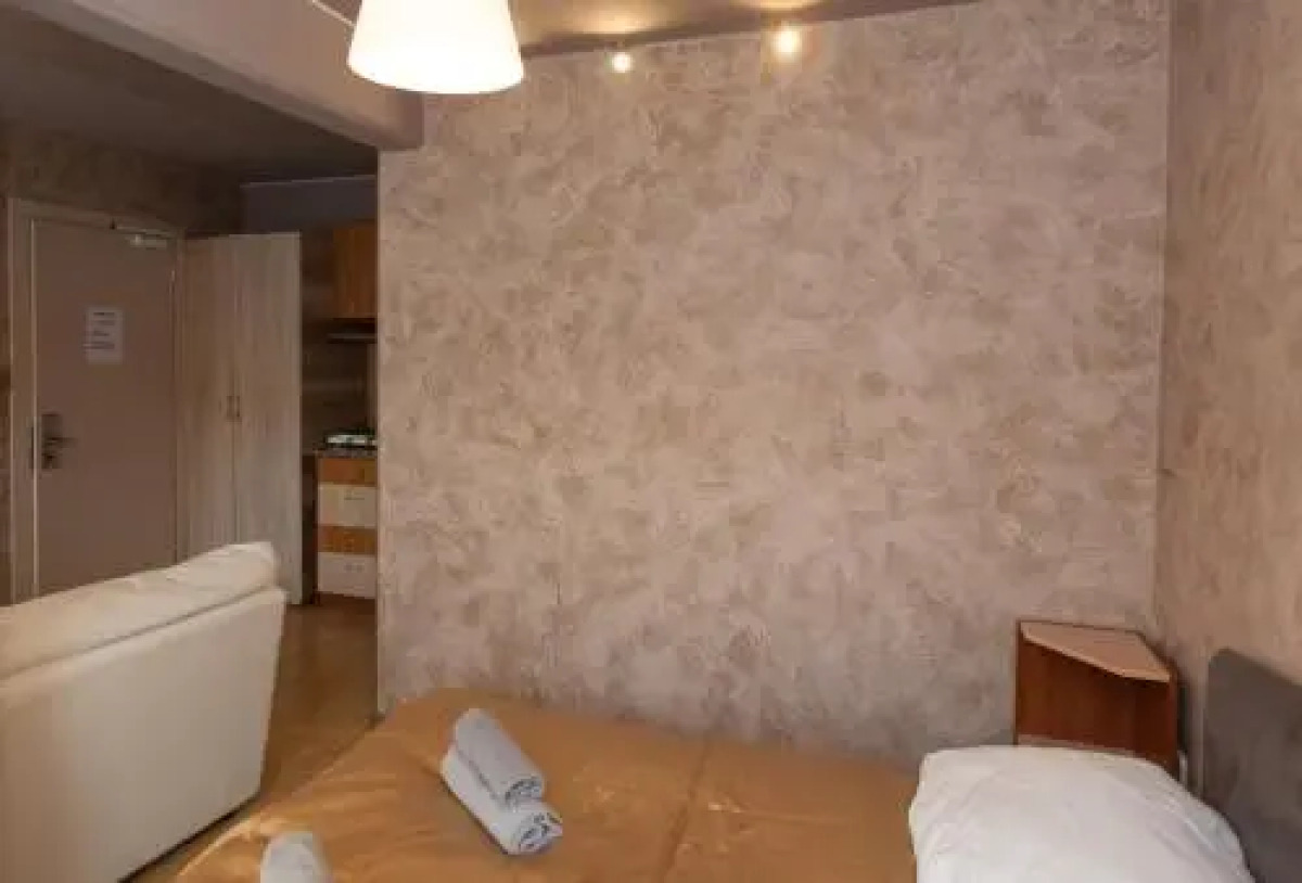 Anva House