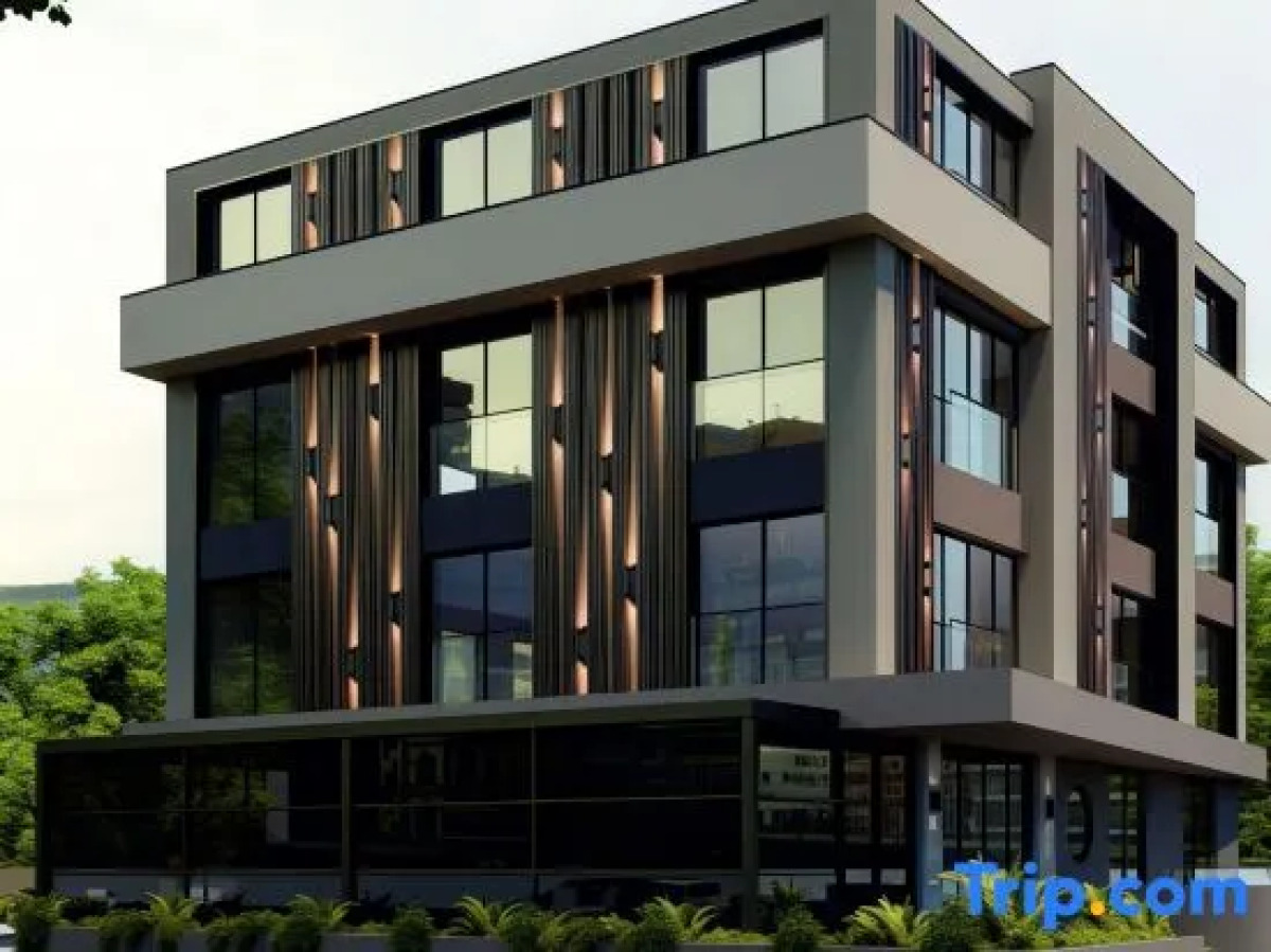 Oli Hotel And Suites