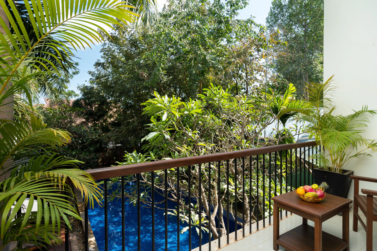 Landing Gold By Amatak