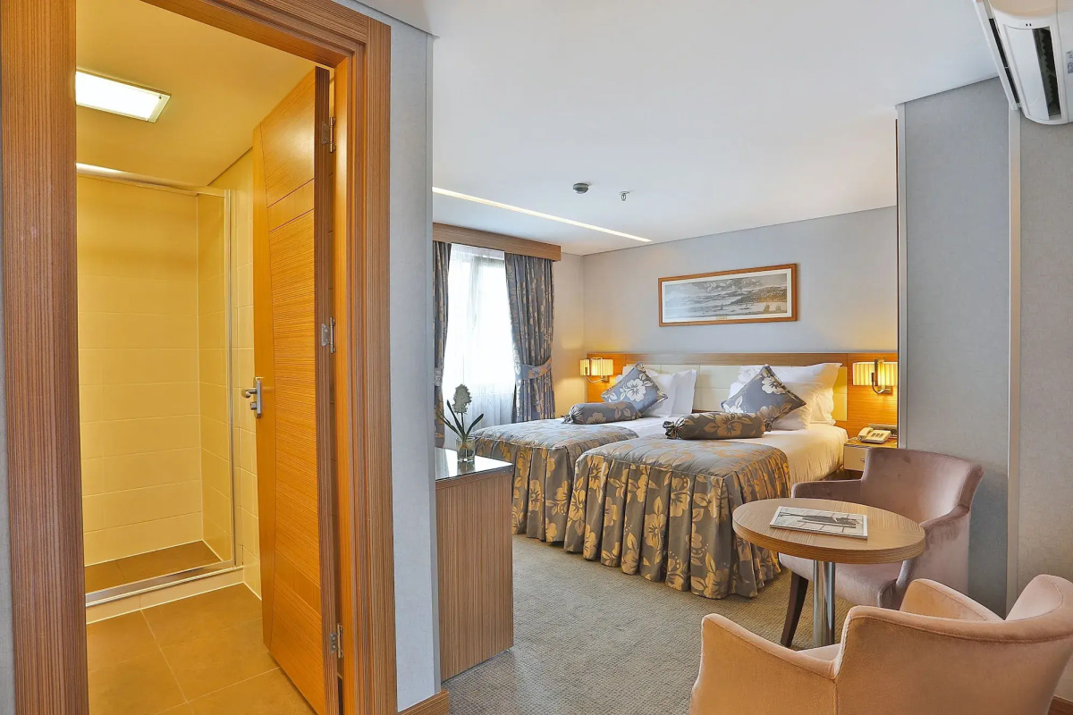 Momento - Special Class