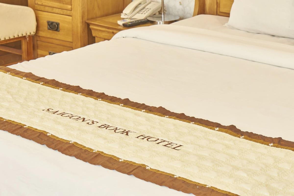 Sai Gon's Book Hotel - The Airport Front