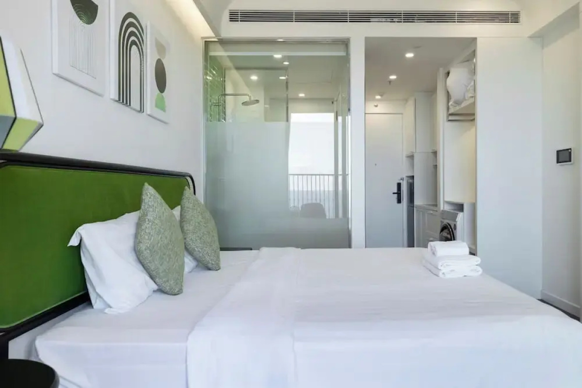 Capella Apartment Fireworks & Ocean View