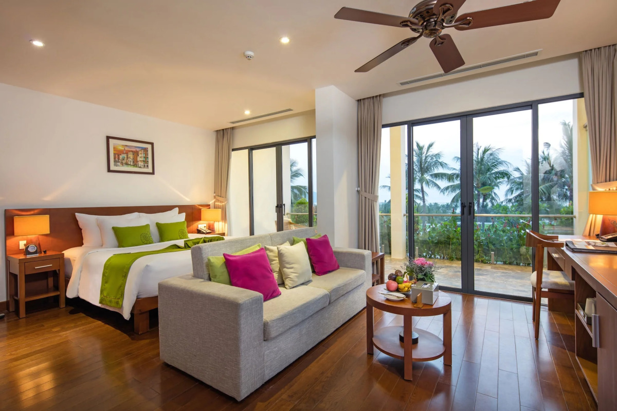 Cam Ranh Riviera Beach Resort & Spa