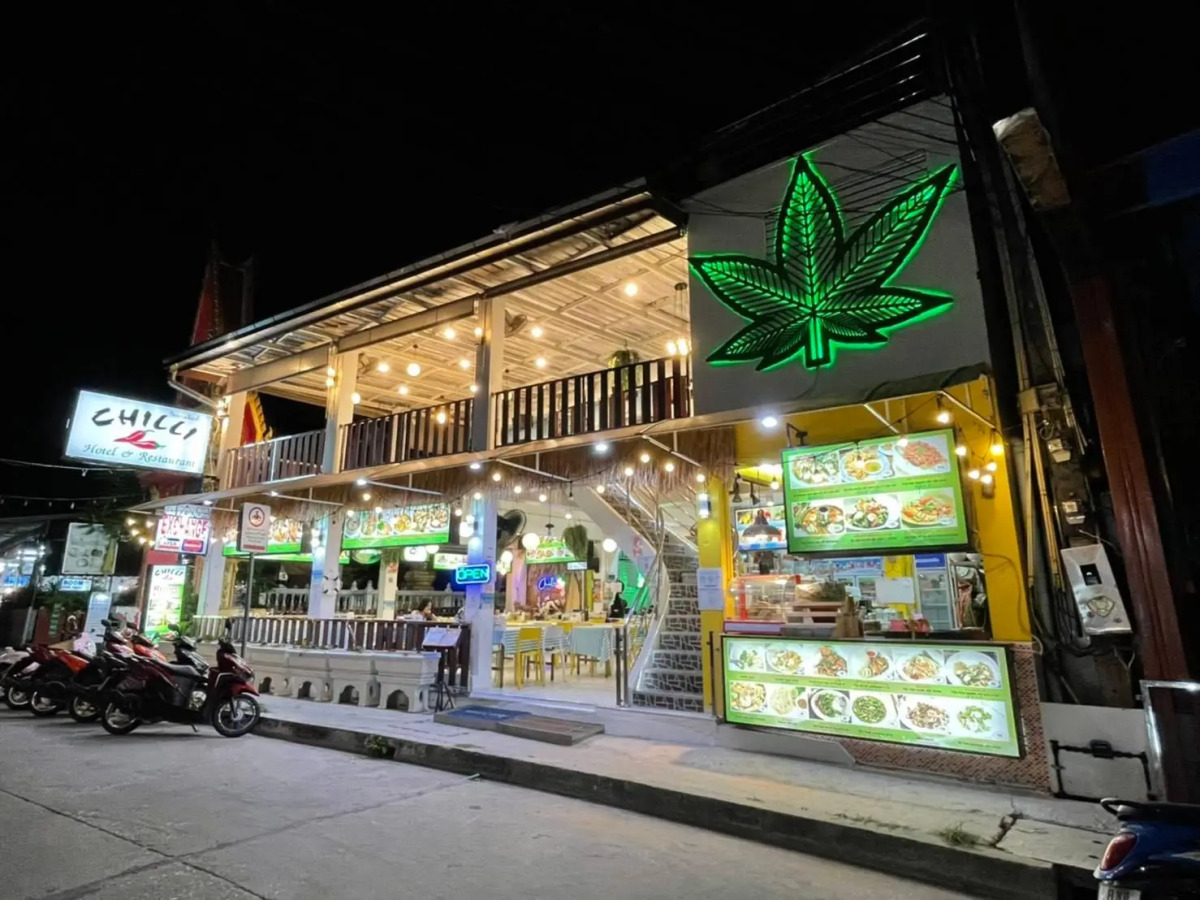 Chilli Hotel & Restaurant