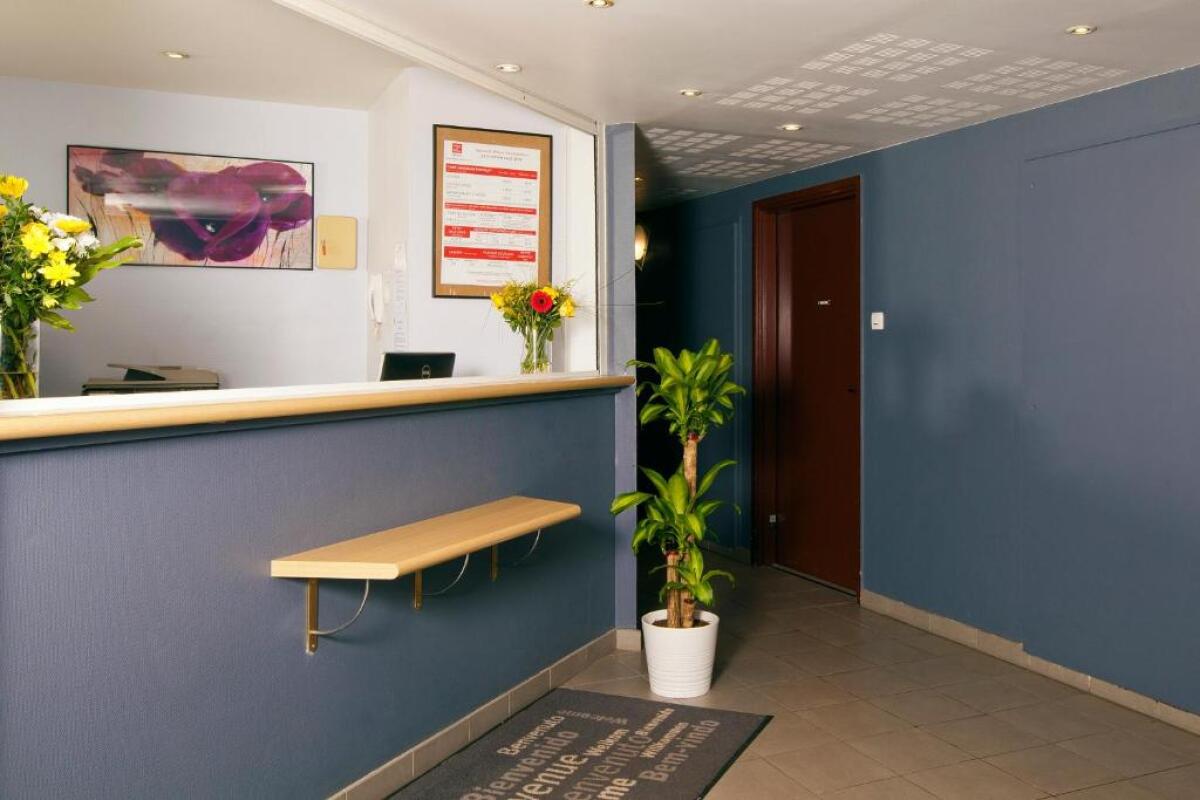 Séjours & Affaires Paris Nanterre
