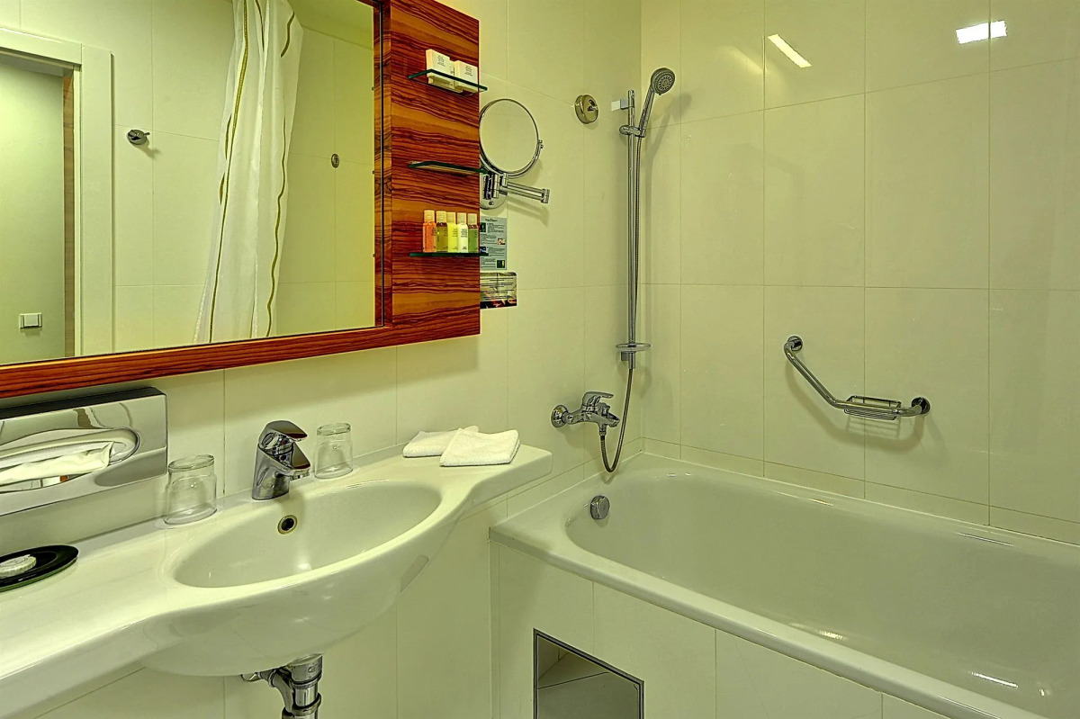 St. Joseph ROYAL REGENT