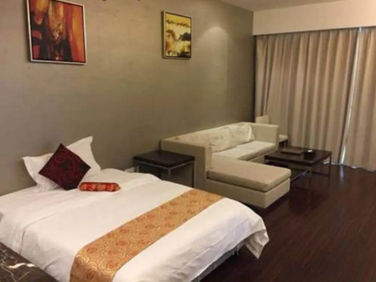 Silin Residence Poly World Trading Center