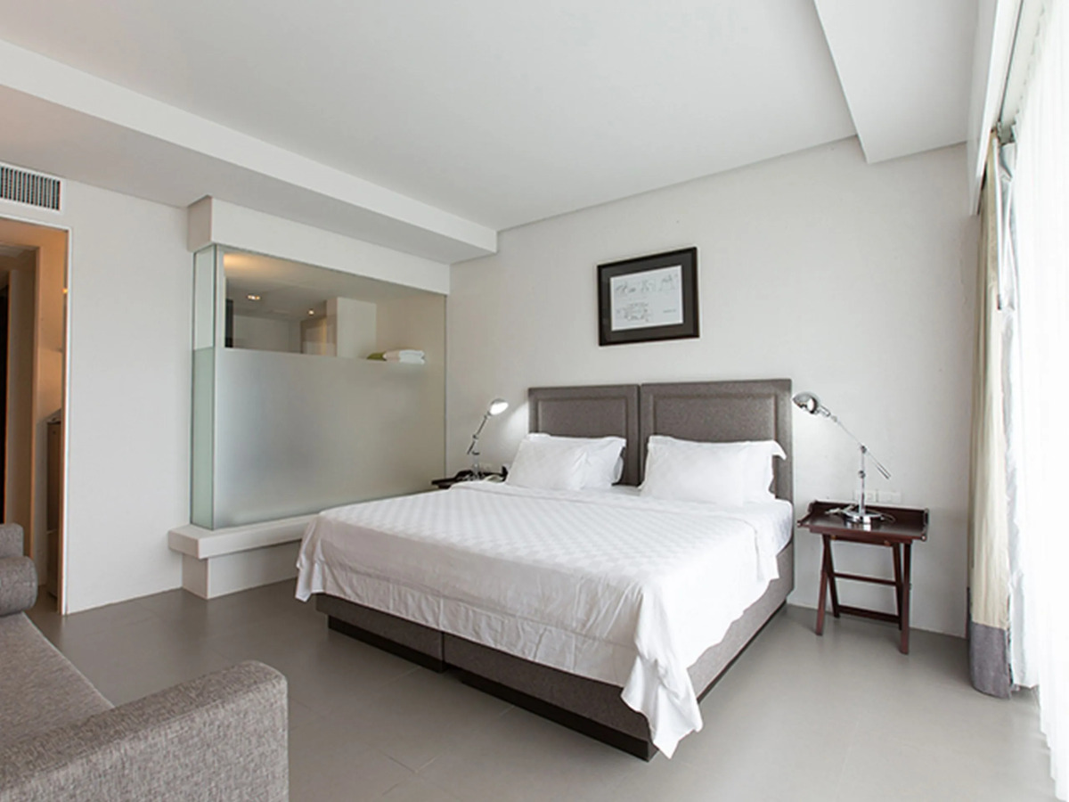 Sugar Palm Grand Hillside