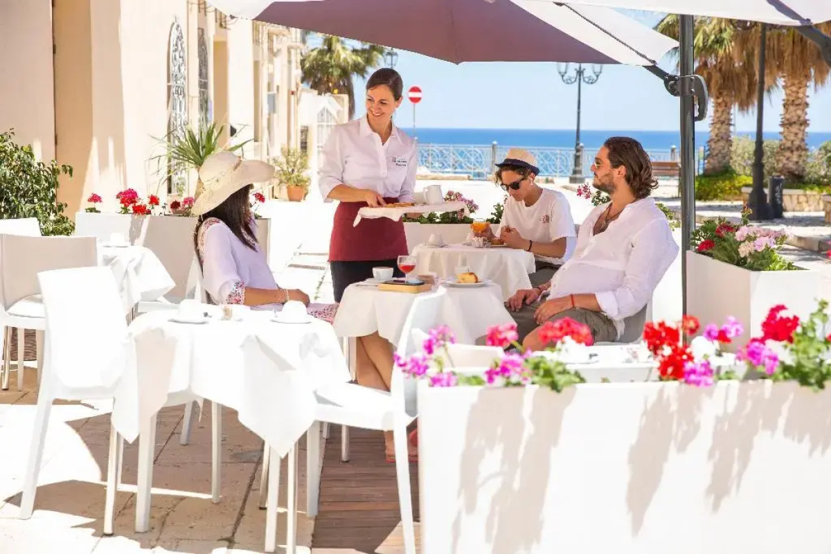 Hotel Al Madarig