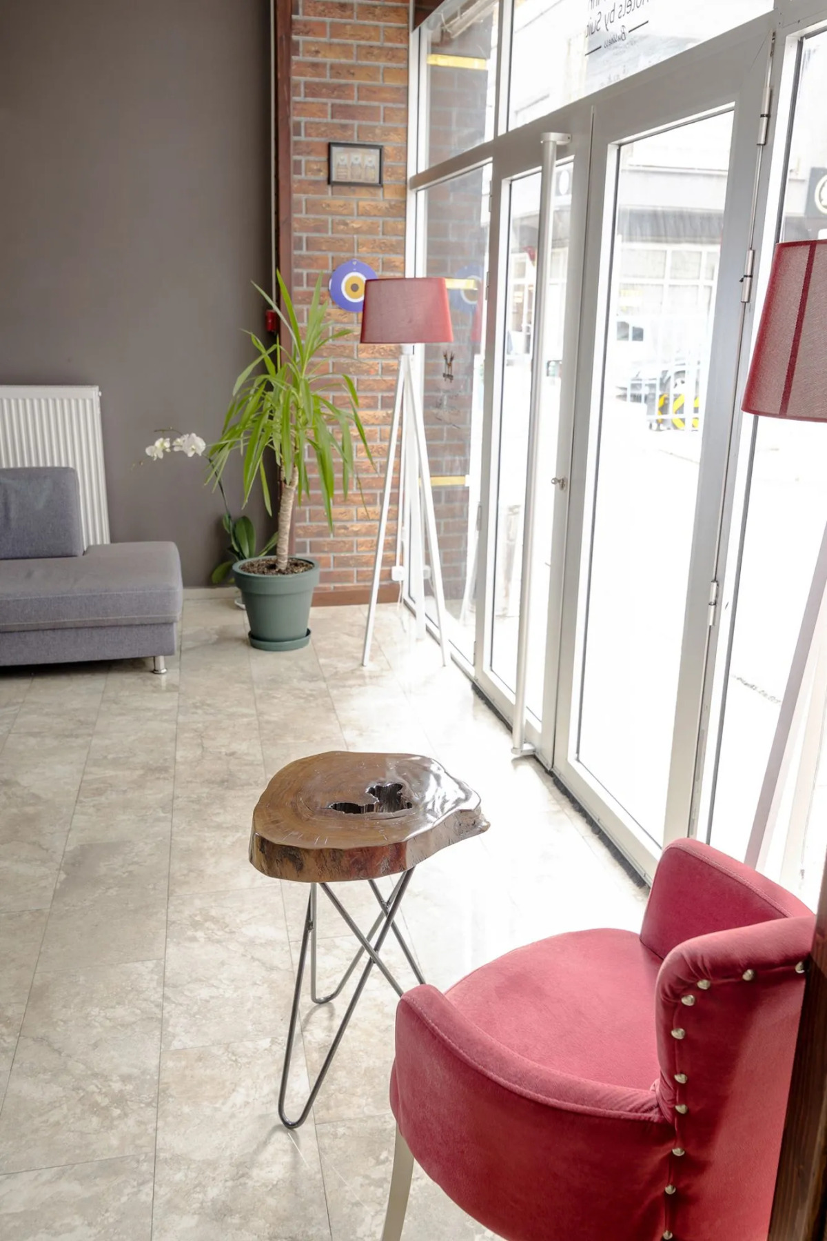 The Corner Inn Hotels By Suit