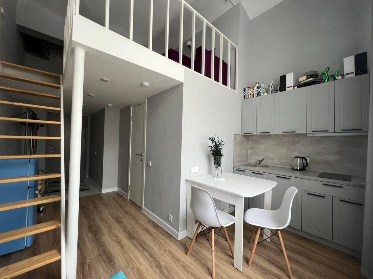 Lucky Room (Лаки Рум) на улице Большая Почтовая 18/20 строение 15