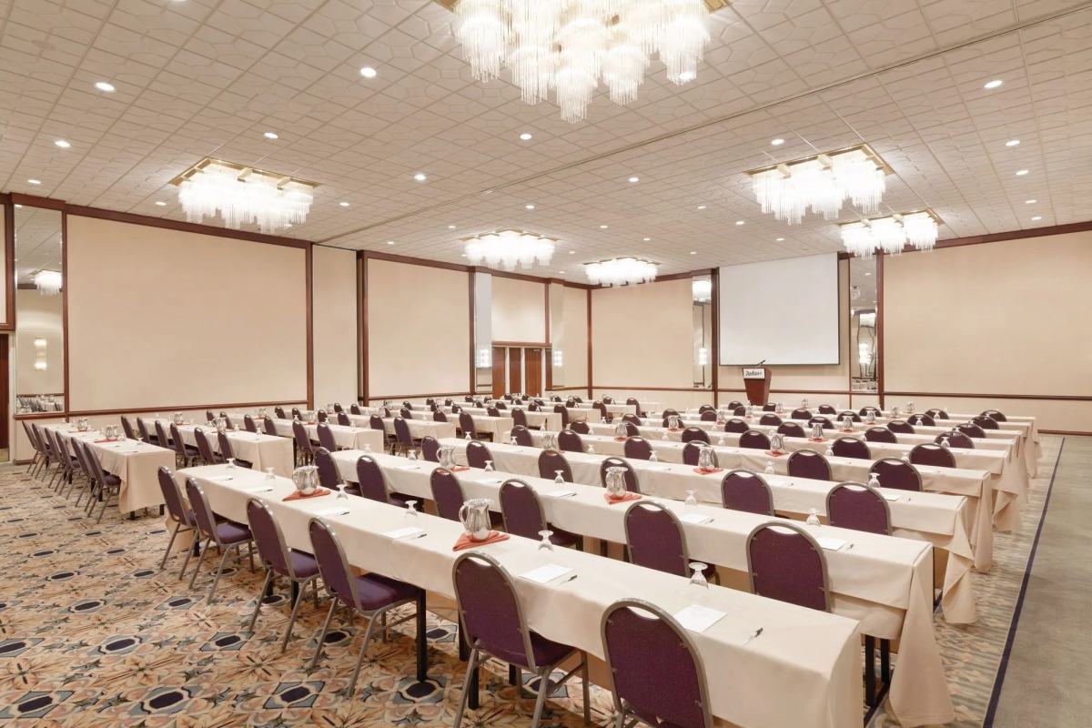 Radisson Hotel La Crosse