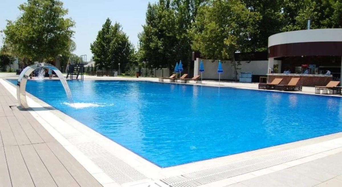 Agsaray Deluxe Hotel