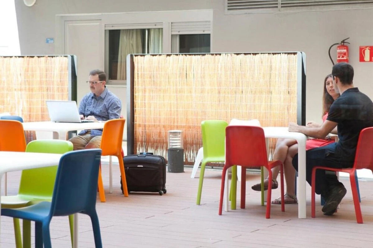 Residencia Universitaria Resa La Ciutadella -Campus Accomodation