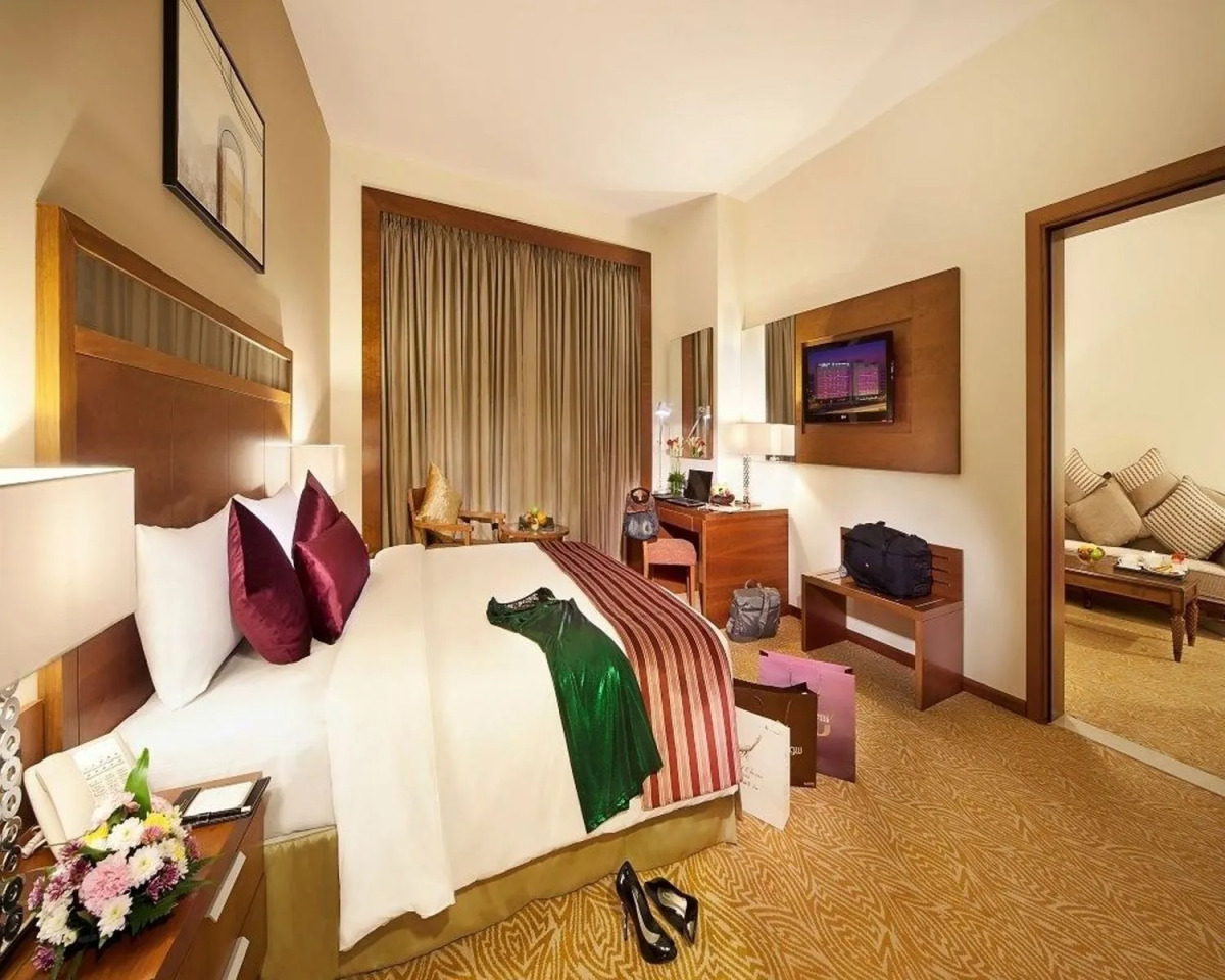 Отель Landmark Grand Hotel