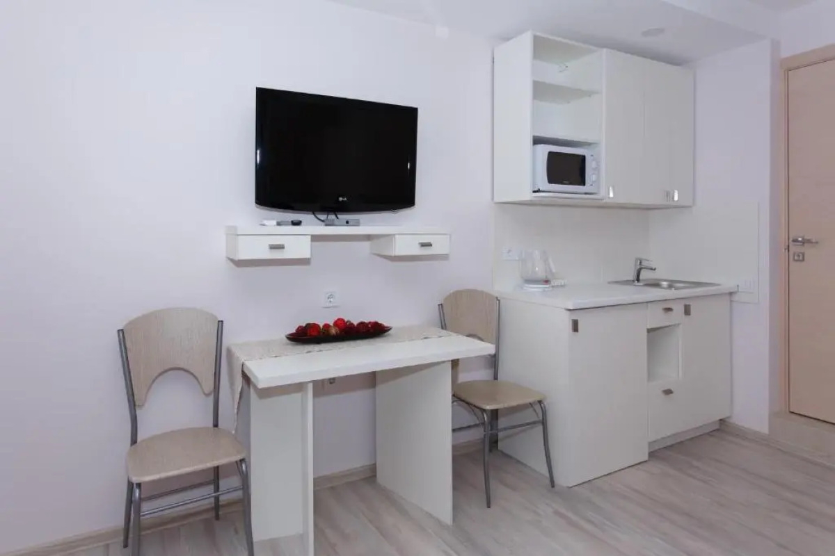 Basseynaya Apart Hotel