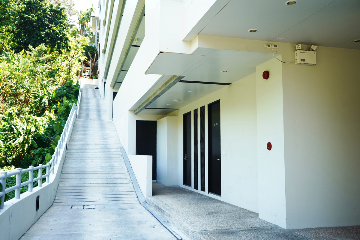 Sugar Palm Grand Hillside