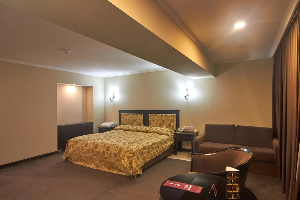 Отель Grand Mir