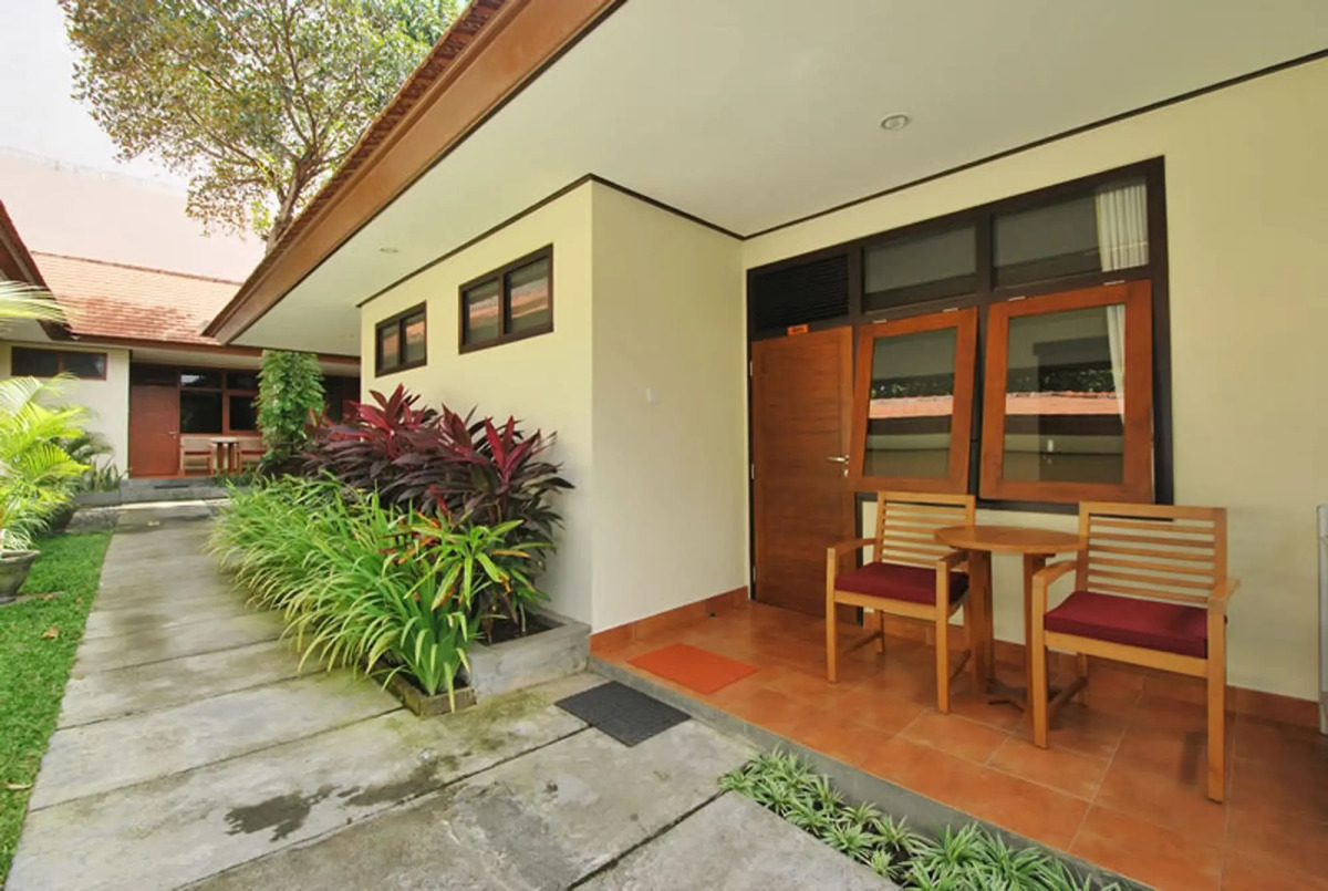 Yulia Beach Inn Kuta