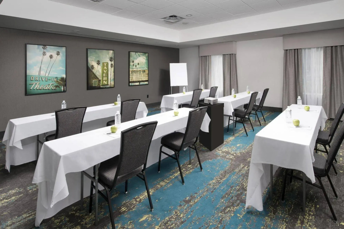 Hampton Inn Miami - Airport East, FL