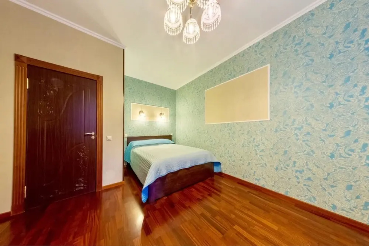 Апартаменты «hth24 на Владимирском пр-те»