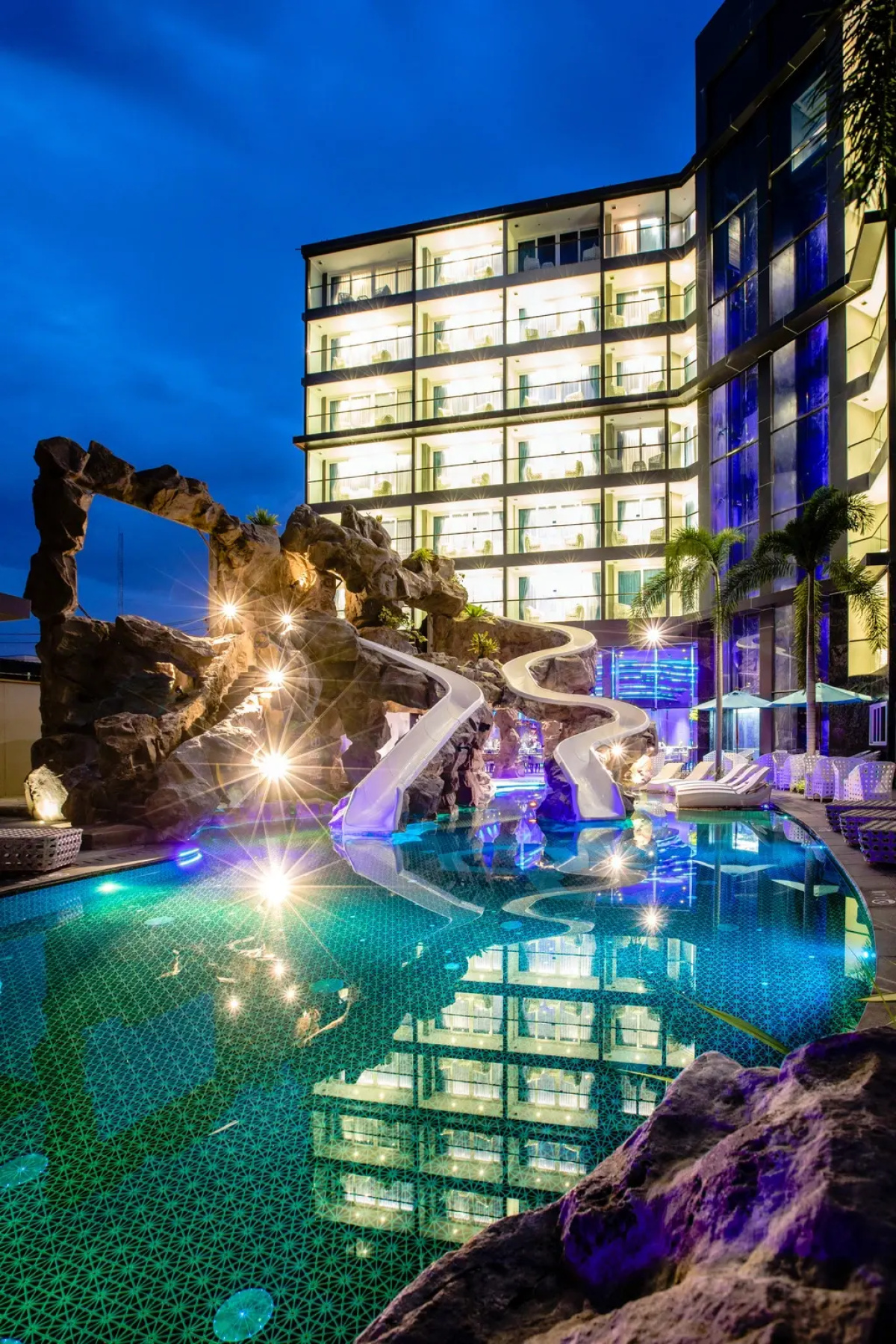 Azure Hotel Pattaya
