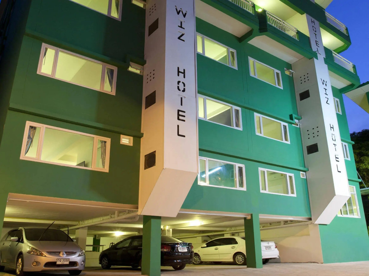 Wiz Hotel