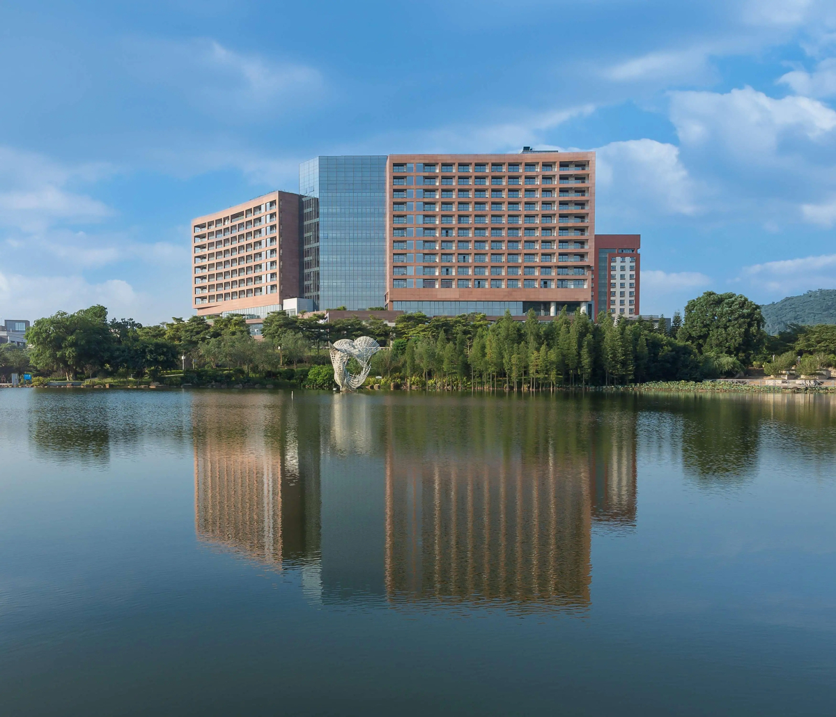 DoubleTree by Hilton Guangzhou Science City-Free Shuttle Bus Service During Canton Fair Period