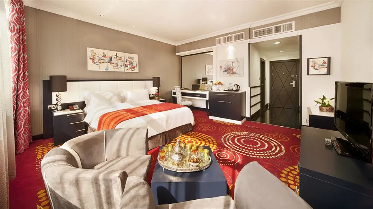 Swiss Hotel Corniche