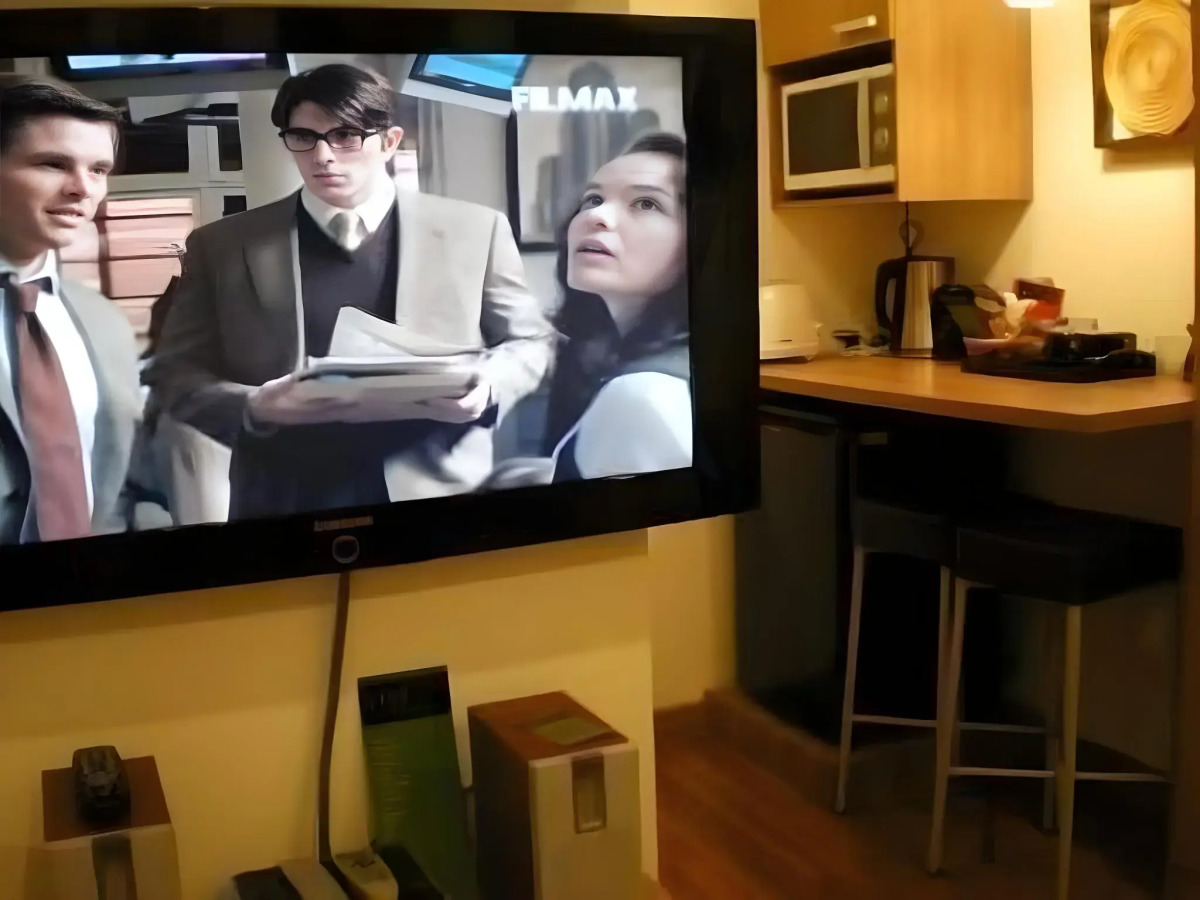 5ive Beach House Hotel