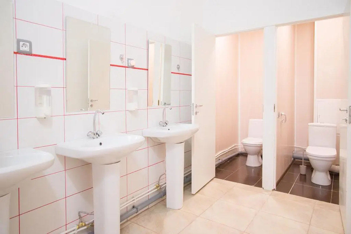 RedLine hostel