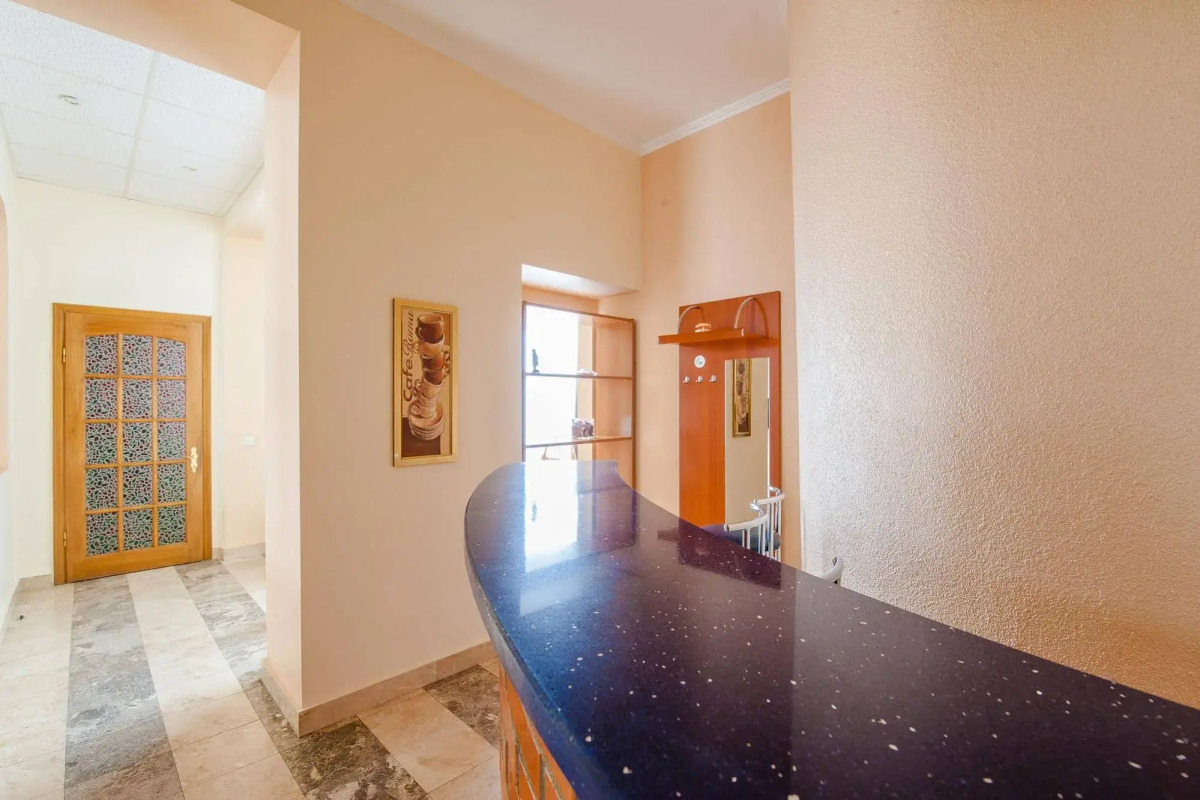 ВиллаНинна