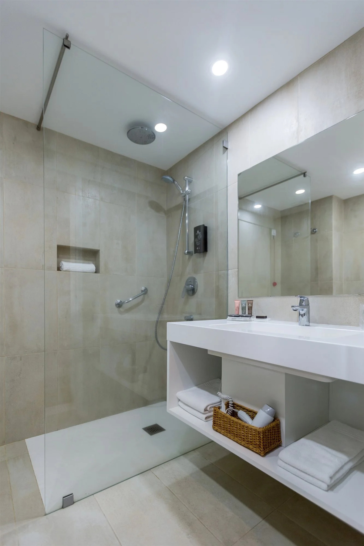 Caloura Hotel Resort