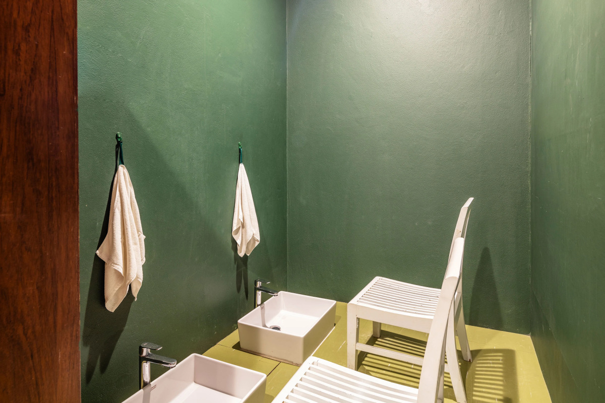 A-One New Wing Hotel