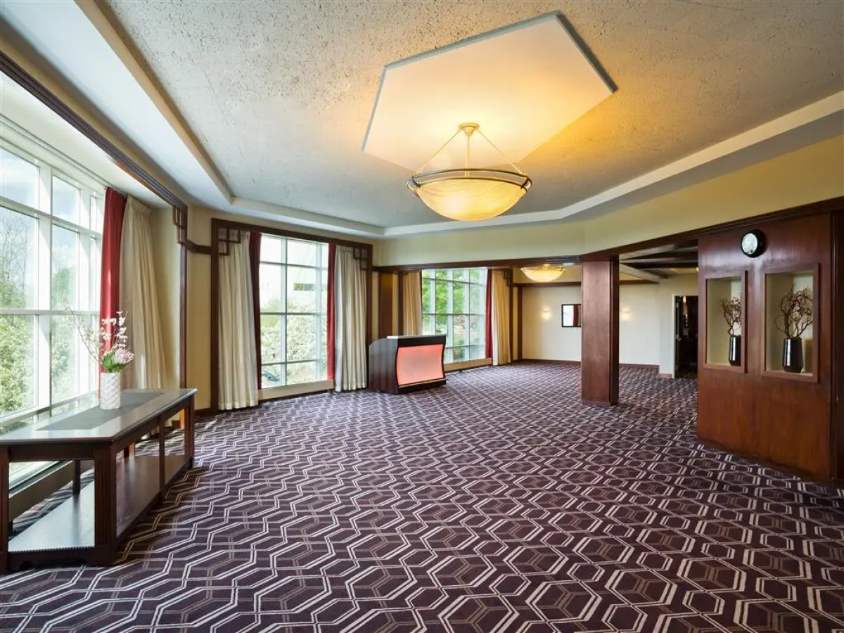 Sheraton Boston Needham Hotel