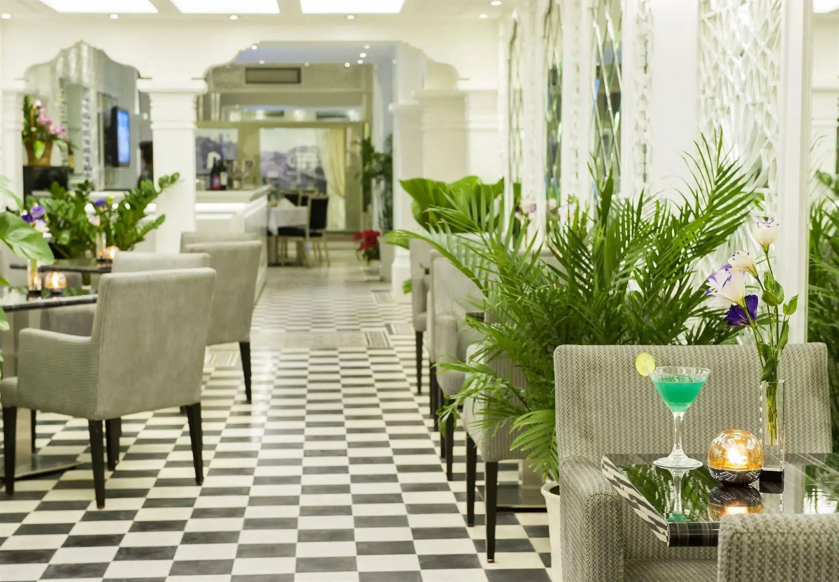 Minerva Church Hotel