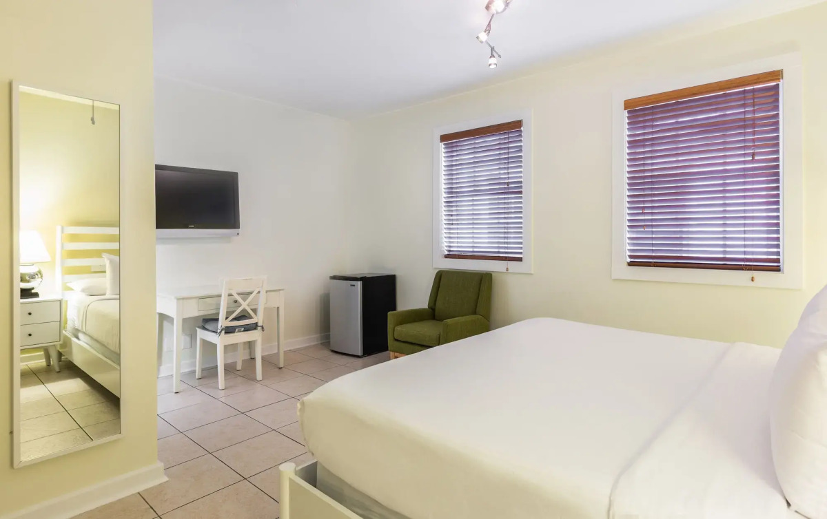 The Southernmost Inn - Adults Only