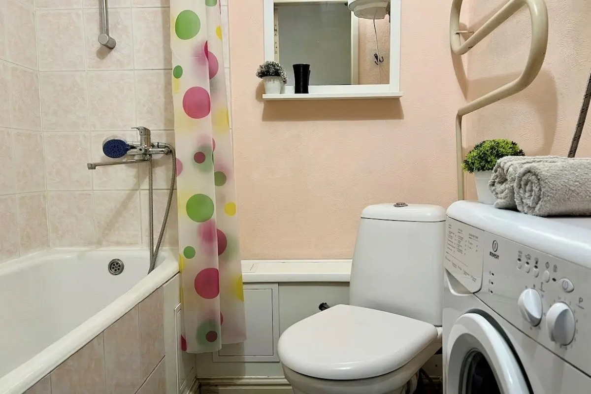 Диван и Чемодан на пр-кте Красный, 94