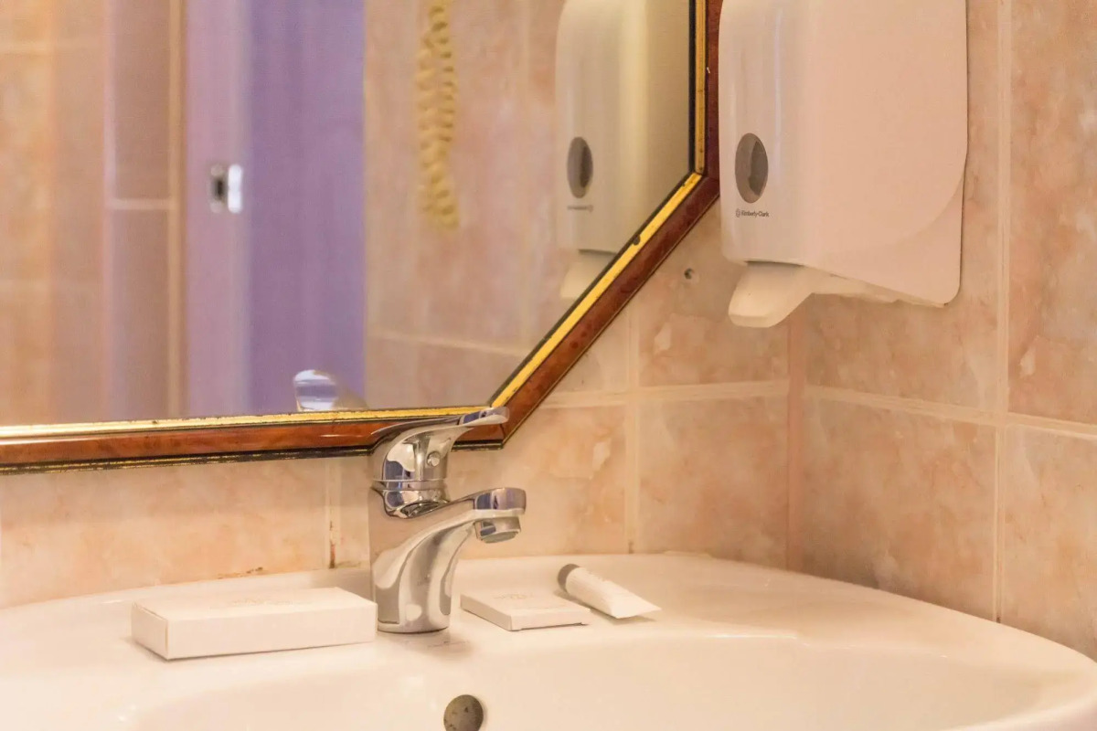 Парк-Отель Май