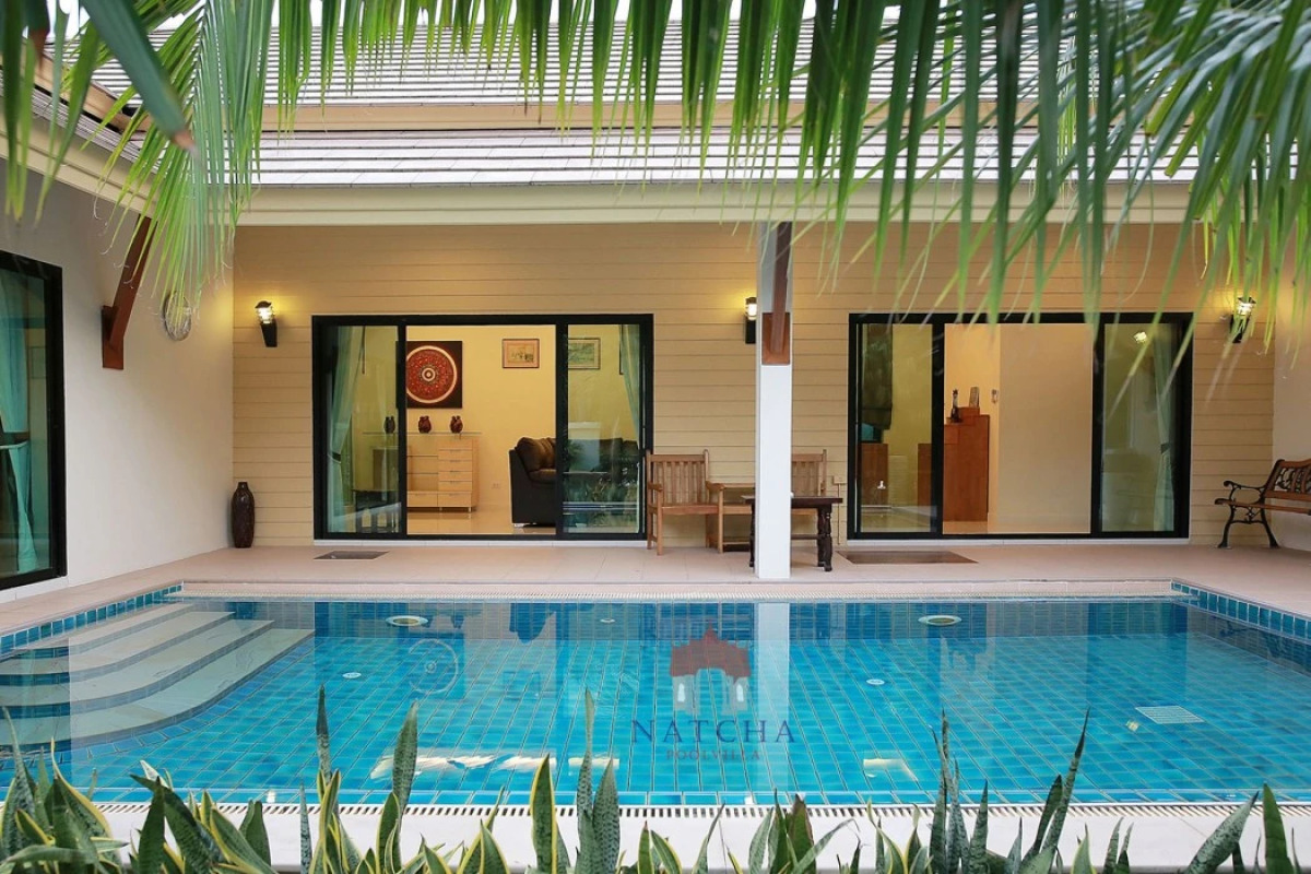 Dancenter Luxury Underwater World Pattaya