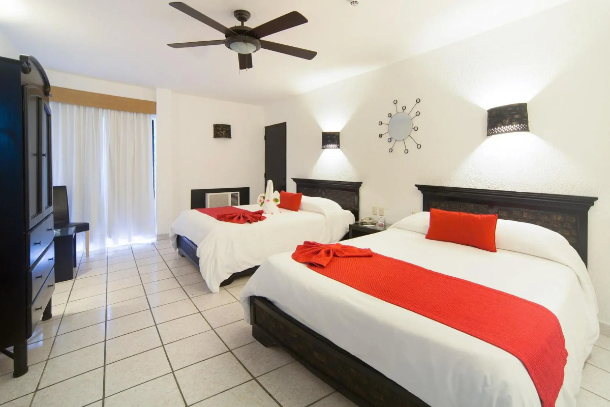 Coral Costa Caribe Beach Resort - All Inclusive