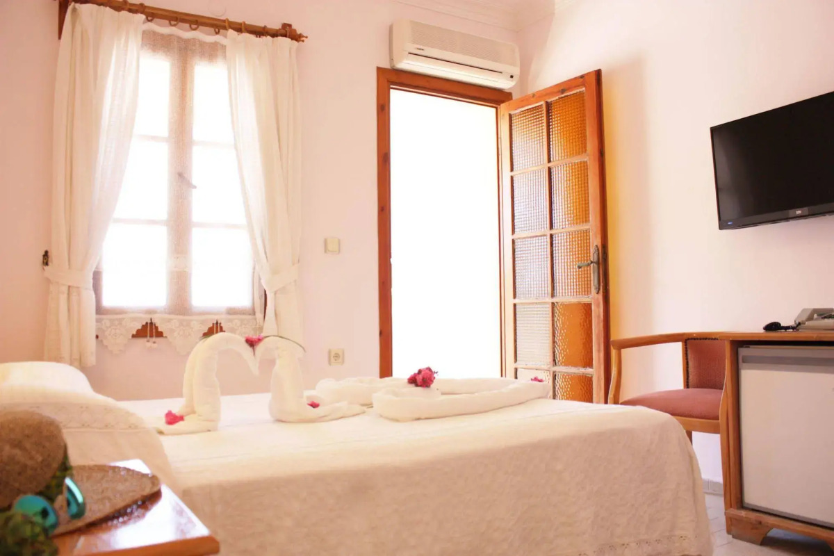 Toloman Hotel Bitez Beach