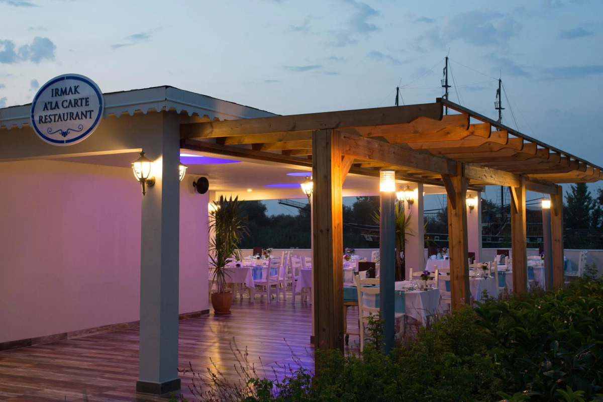 Water Side Resort & Spa