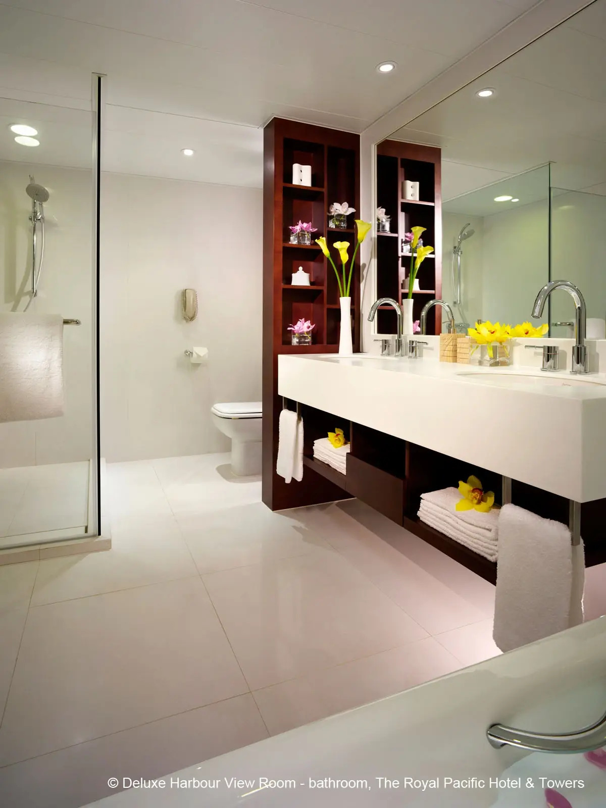 The Royal Pacific Hotel & Towers