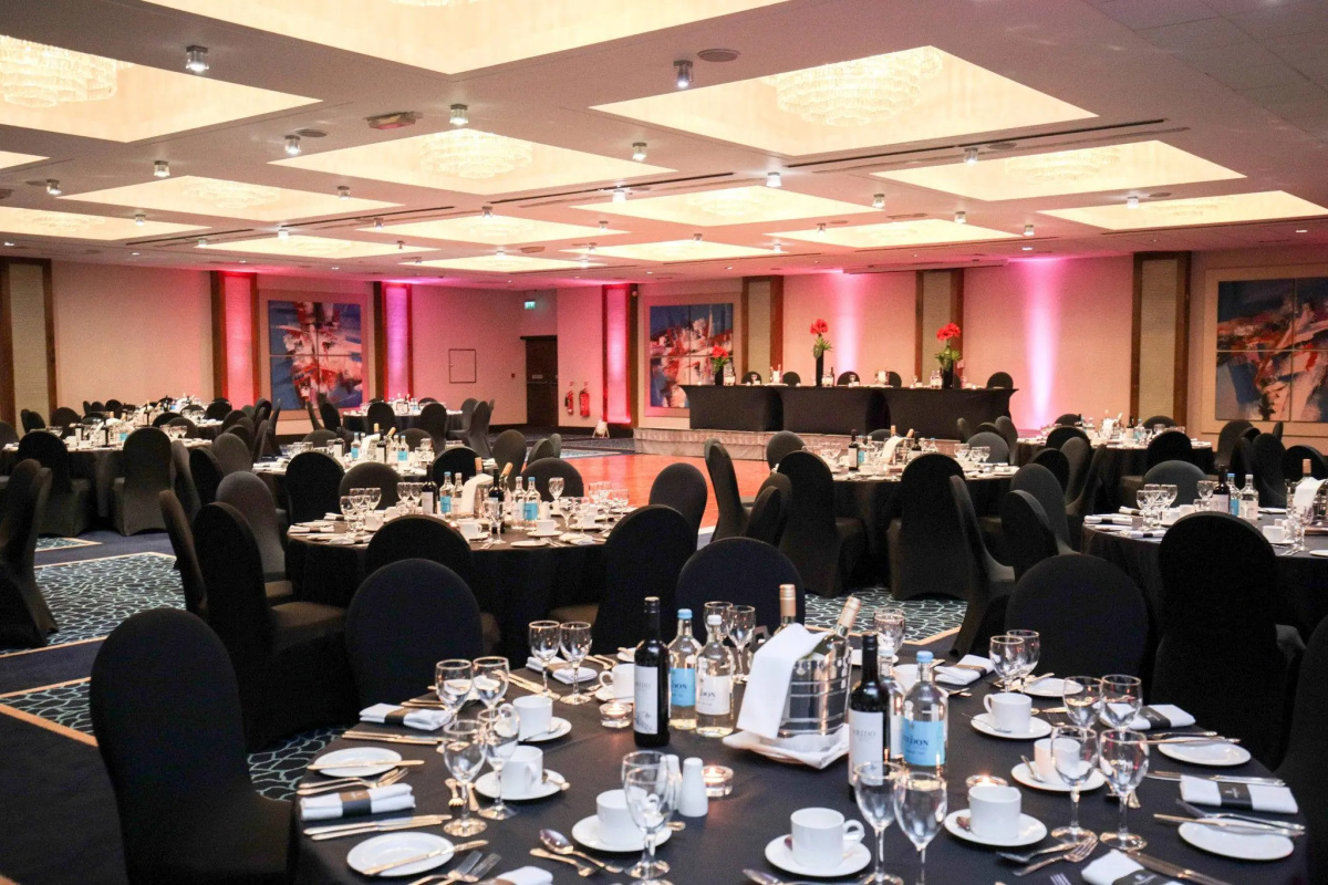 Renaissance London Heathrow Hotel